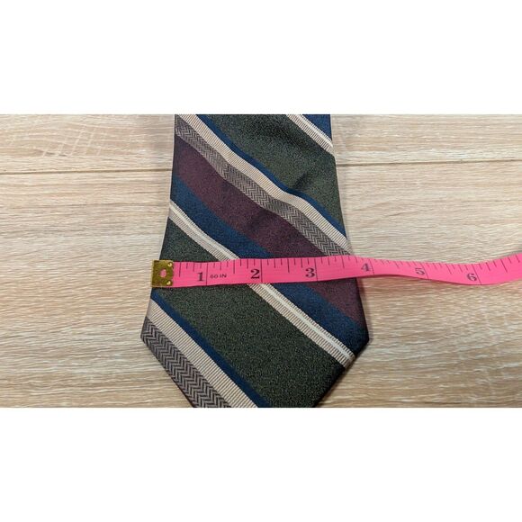 RBM Collection 100% Silk Tie – Striped Pattern Necktie - Picture 2 of 3